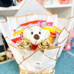 Tienda regalos originales Madrid Ramo de dulces y peluche