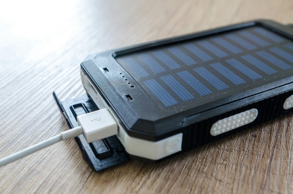 cargador solar para viajeros
