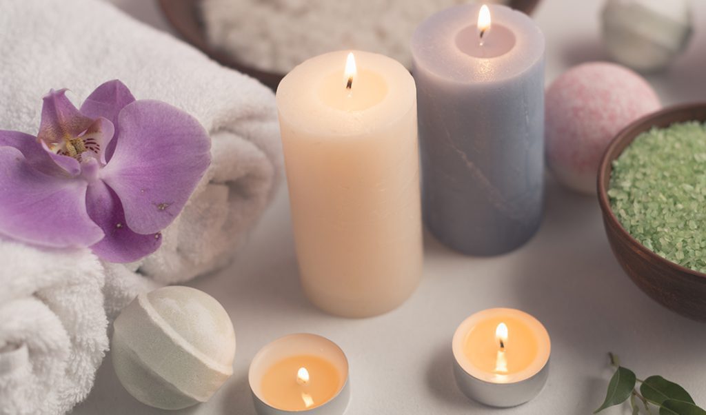 Velas aromáticas artesanales con fragancias exclusivas, disponibles en tienda de regalos en Madrid