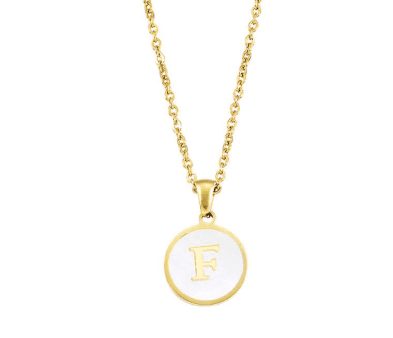 collar con inicial minimalista conviertiendose asi en uno de los regalos mas vendidos