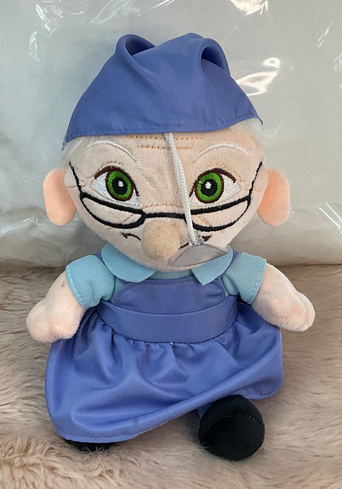 Peluche Abuelita Cariñosa – Muñeco de Tela Detallado y Tierno