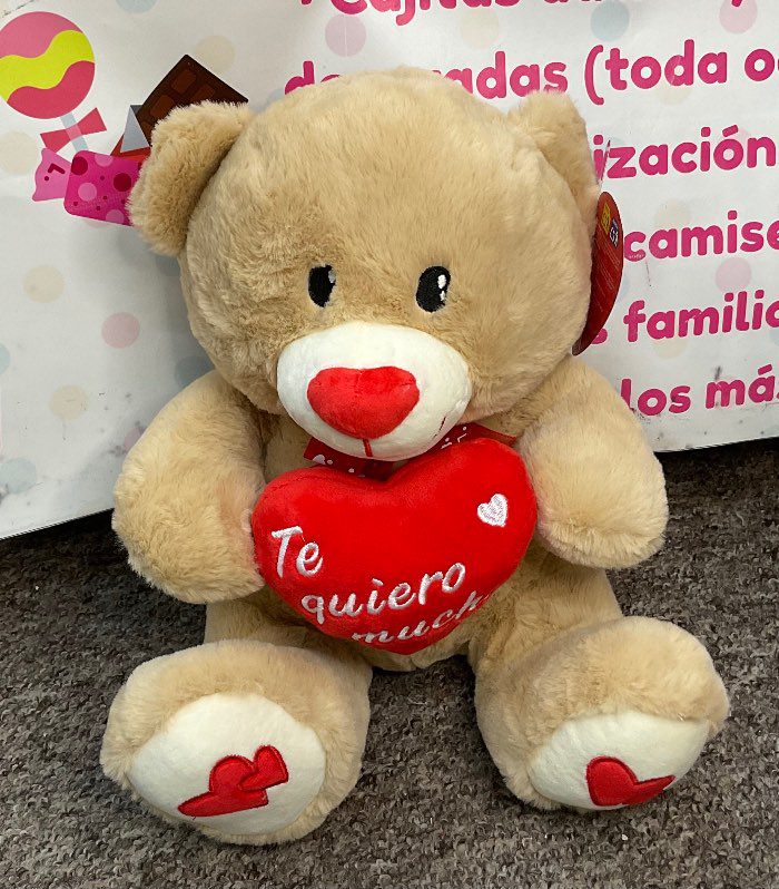 Peluche Osito con Corazón Rojo – Regalo Ideal para Decir "Te Quiero Mucho"