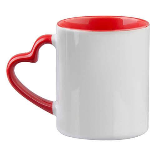 Taza blanca y rojo con asa corazon que se personaliza a tu gusto