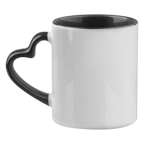 Taza blanca y negro con asa corazon que se personaliza a tu gusto