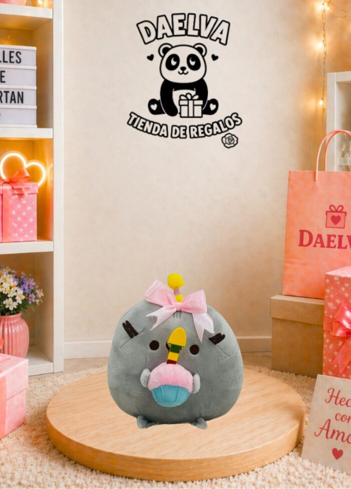 Peluche kawaii con cupcake