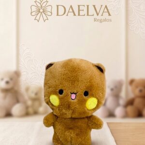 Peluche kawaii marrón para regalar, con mejillas amarillas y una sonrisa pequeña