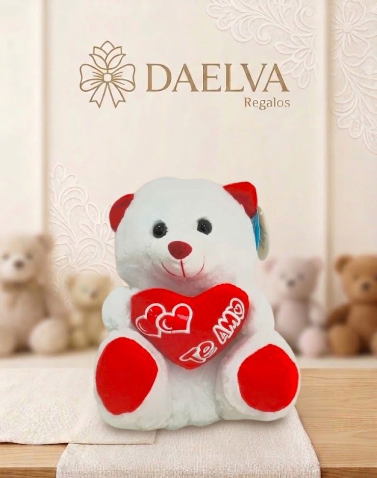 Peluche de oso blanco con corazón, de patas y orejas rojas y un corazón con el mensaje Te amo