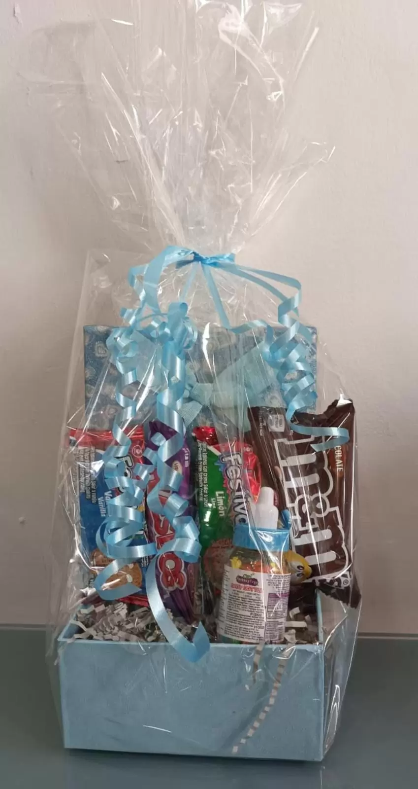 Cestas para regalo personalizadas para celebraciones - Imagen 4