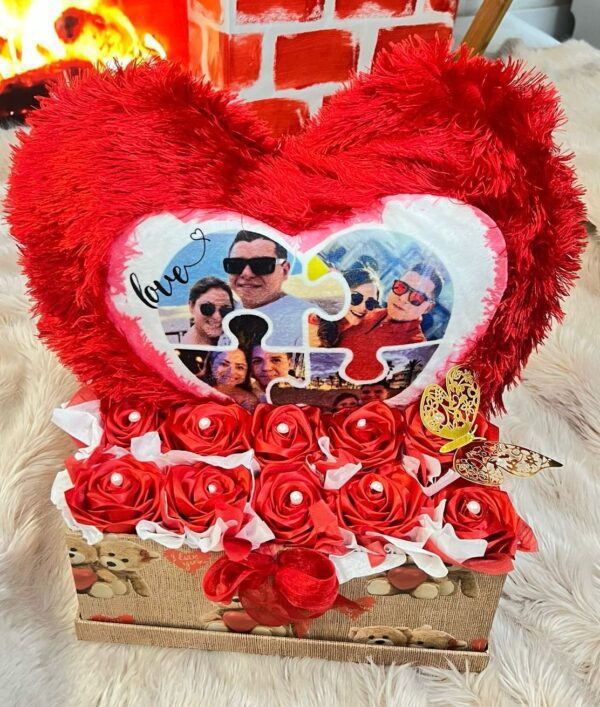 Tienda regalos originales Madrid Regalo rosas y corazón