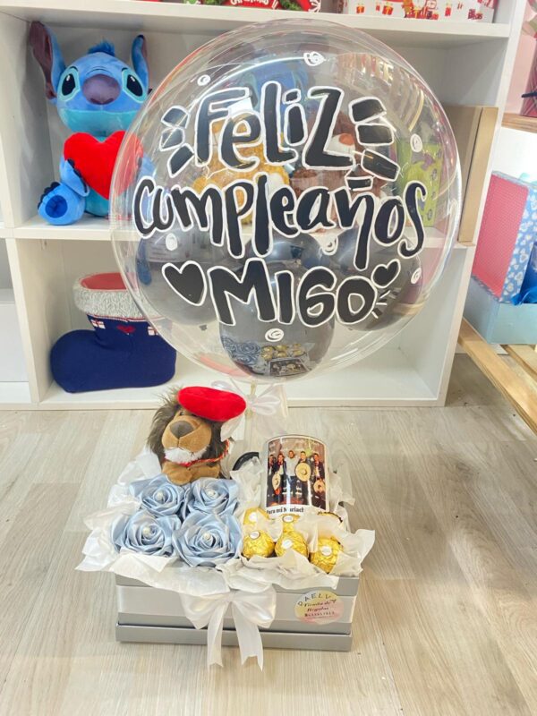 Tienda regalos originales Madrid cesta personalizada