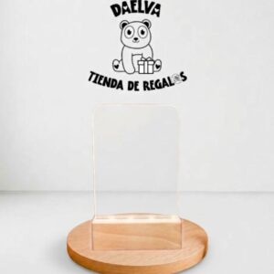 Lampara LED personalizada de metacrilato transparente Daelva
